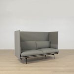 Outline Højrygget sofa | MUUTO