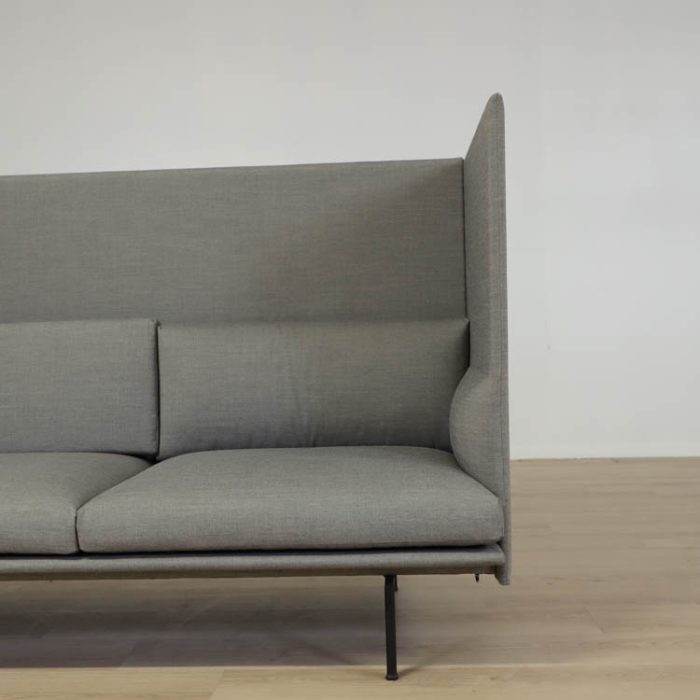 Outline Højrygget sofa | MUUTO