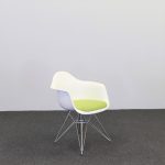 Eames DAR lænestol