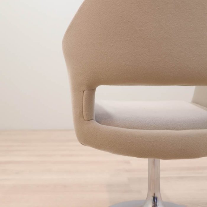 Lænestol Largo Beige | JOHANSON DESIGN