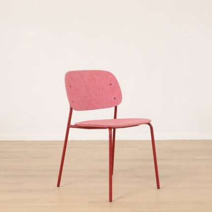 Stol Hale PET Felt Stack Chair | DE VORM