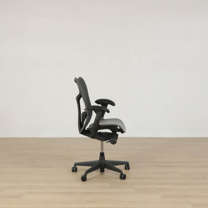 Mirra Triflex kontorstol | HERMAN MILLER