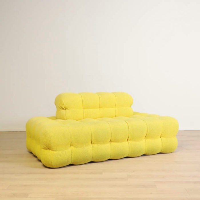 Gul sofa Upyrs | VIDA