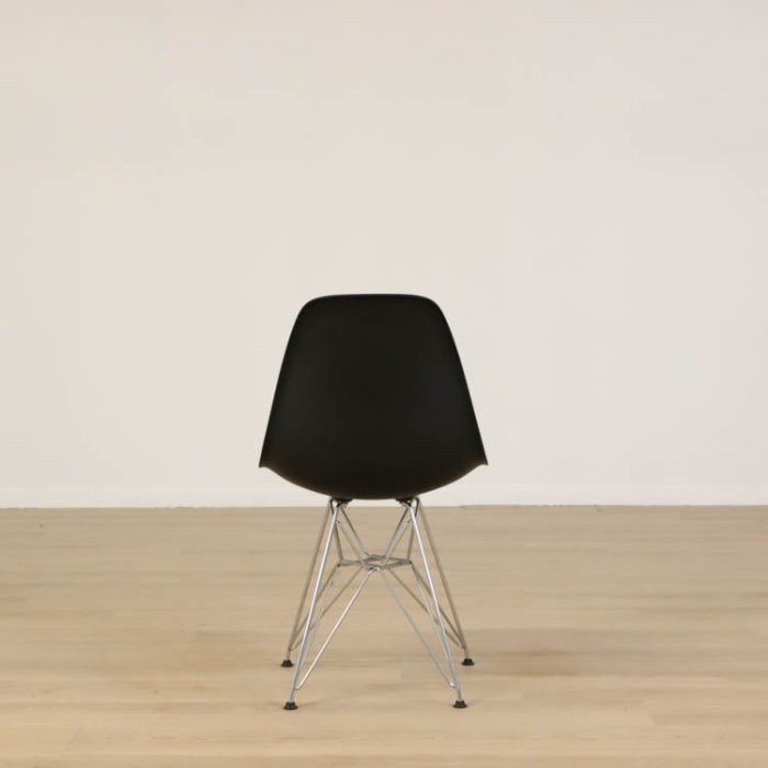 Eames sidestol i glasfiber DSR | VITRA