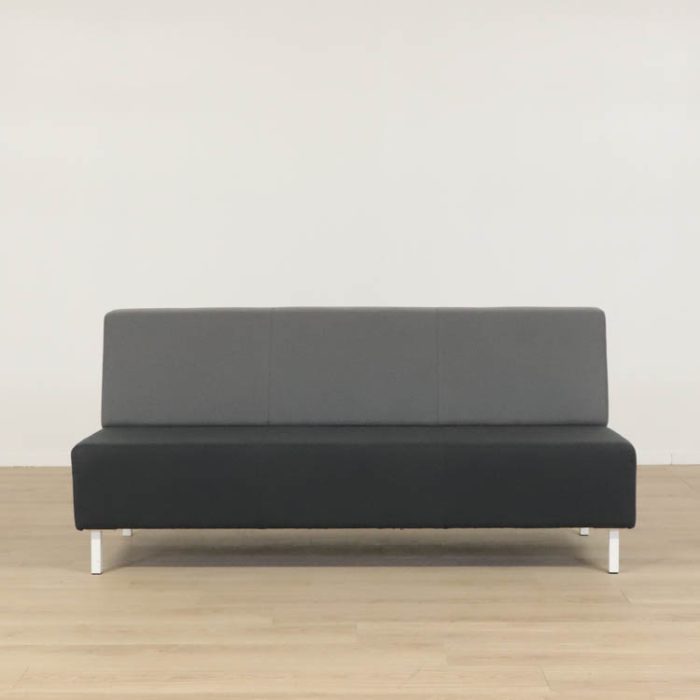 Sofa i U-Sit 70-serien | JOHANSON DESIGN