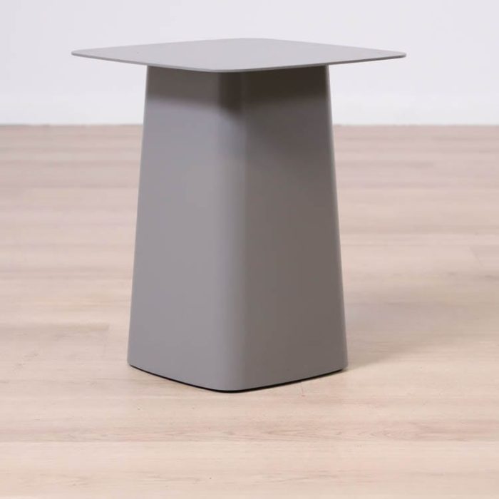 Sidebord i metal | VITRA