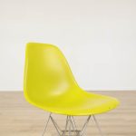 Eames sidestol i glasfiber DSR | VITRA