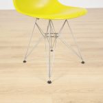 Eames sidestol i glasfiber DSR | VITRA