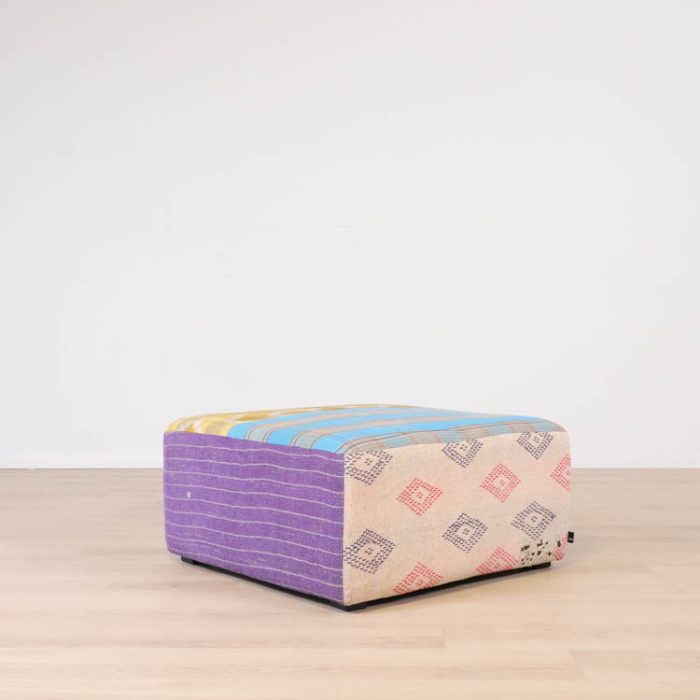 Sittpuff antik quiltet ottoman | HAY