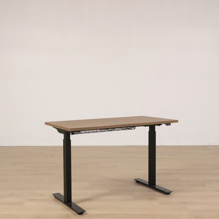 Højdejusterbart skrivebord