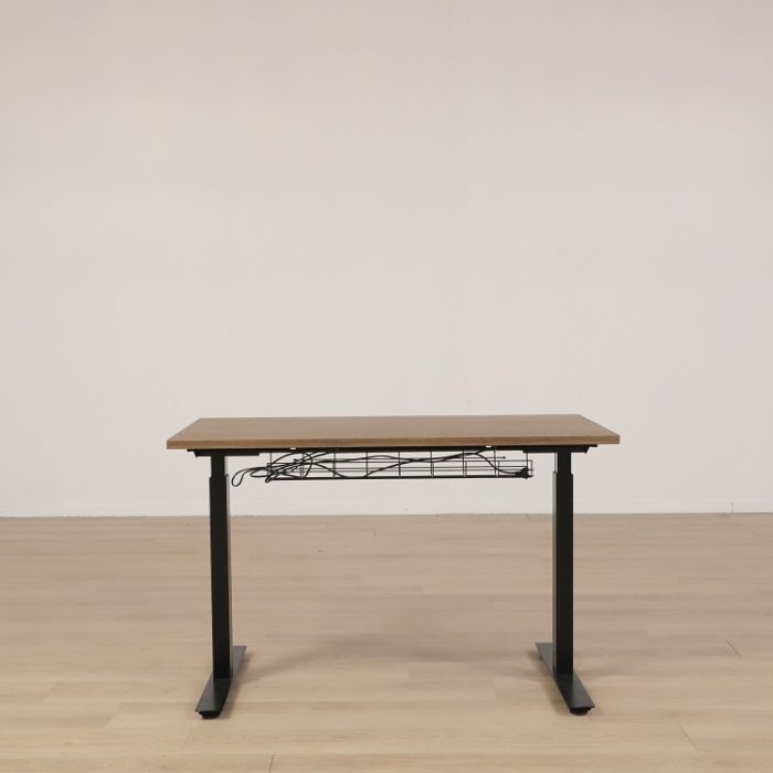 Højdejusterbart skrivebord