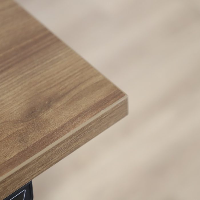 Højdejusterbart skrivebord